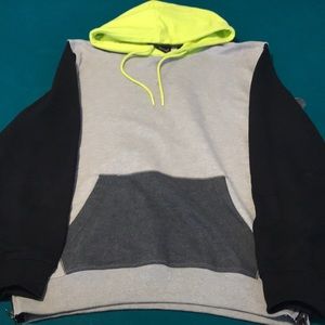 Pull over Hoodie